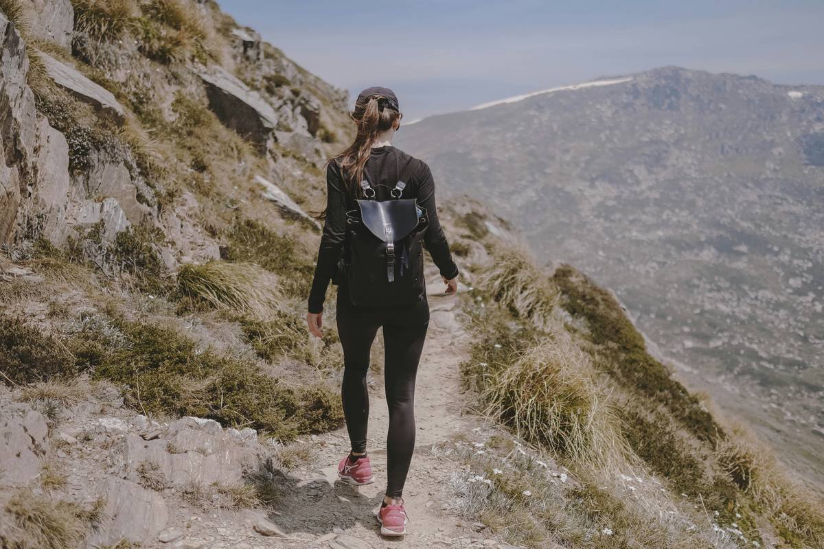 Do Climbing Tights Help with Weight Loss? The Truth About Airflow, Performance, and Fat Burn