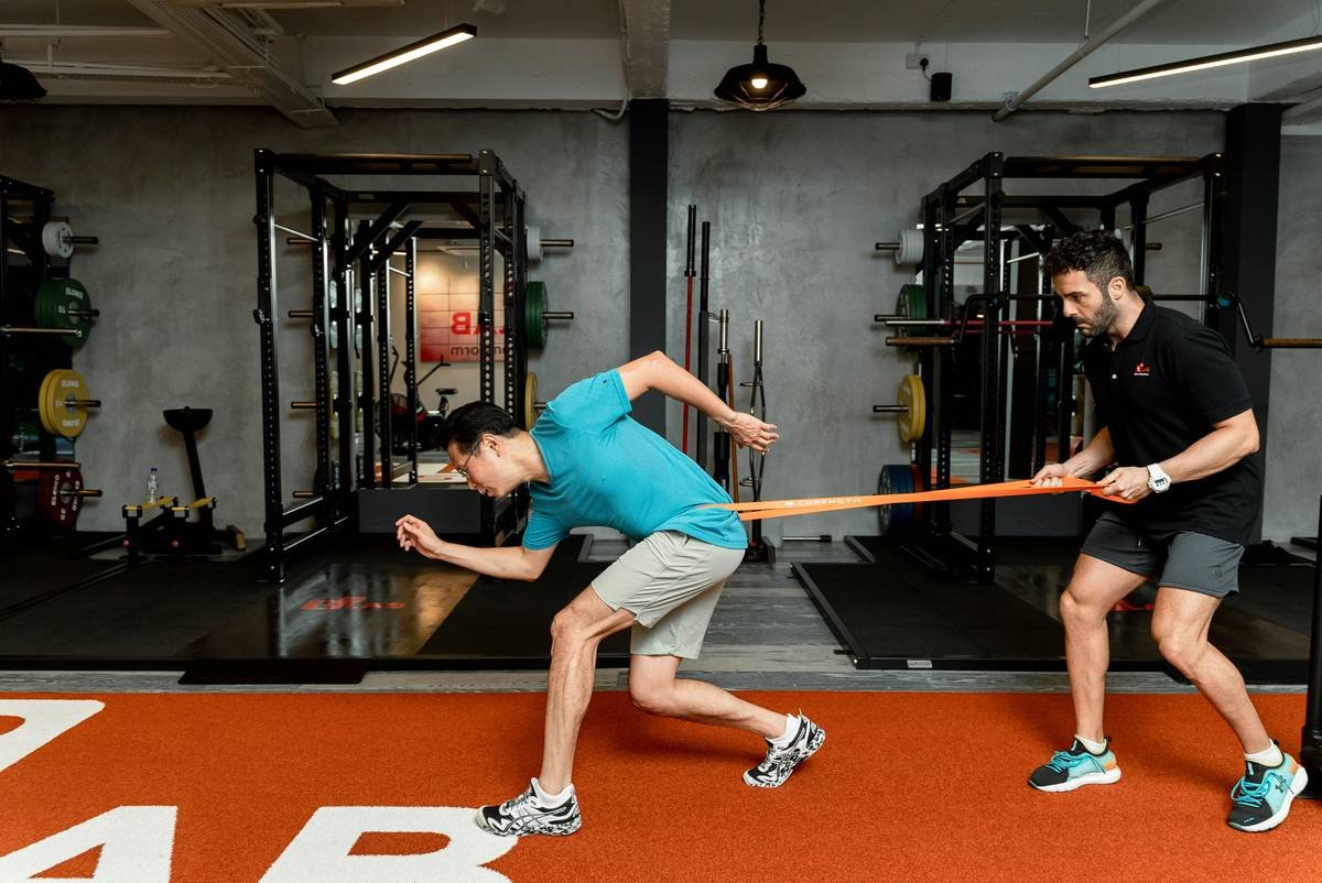 Tight IT Band Stretches Exercises: What Actually Works (And What Just Wastes Your Time)